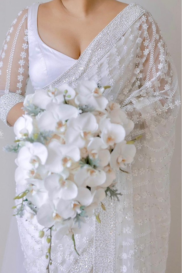 White Modern Kandyan Saree - BRD1451