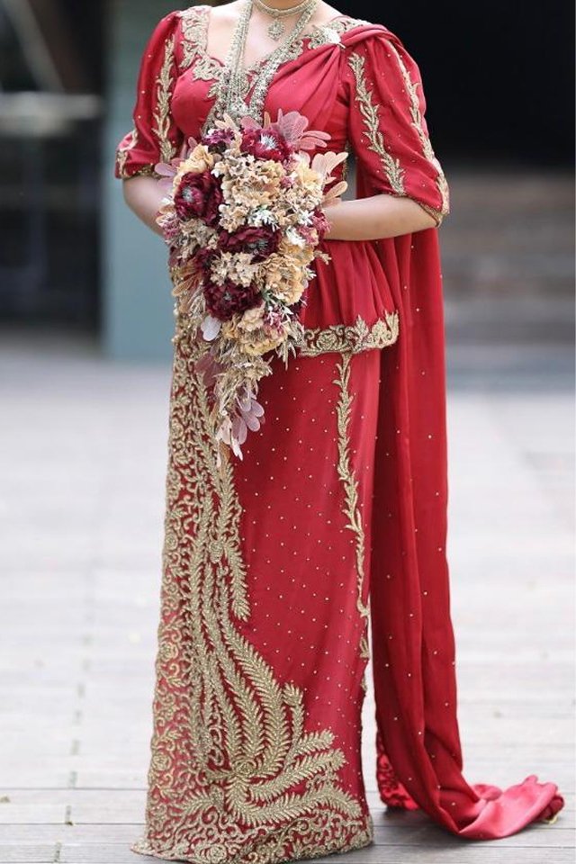 Red Bridal Saree with Golden Handwork - BRD1587 - Image 3
