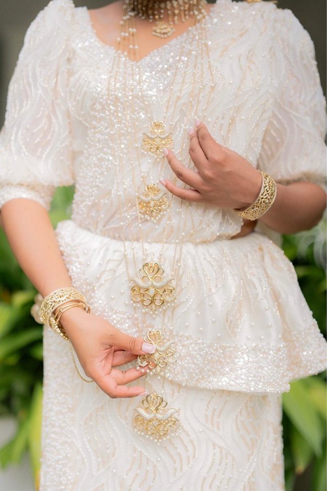 Kandyan Bridal Saree - BRD1597