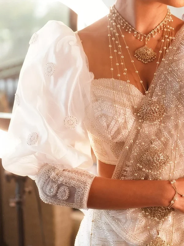 white made up kandyan bridal saree