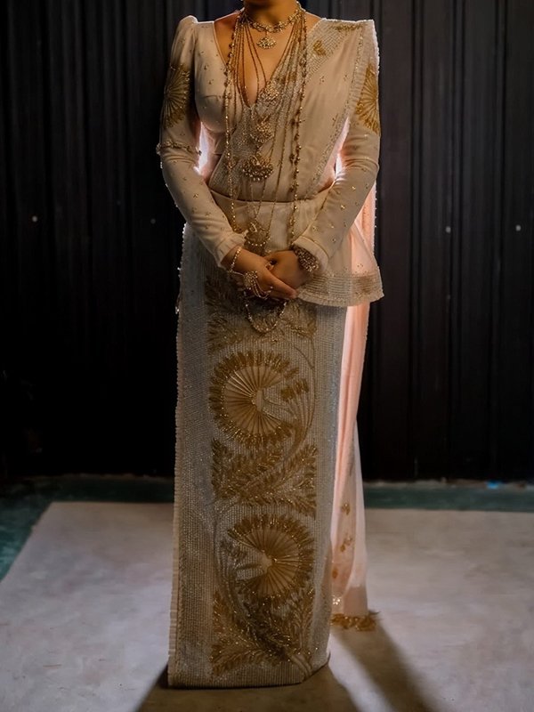 blush beige made up kandyan bridal saree
